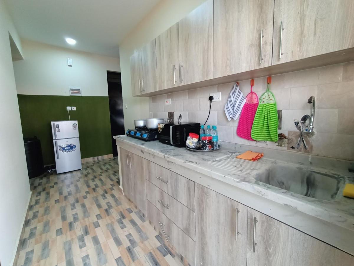 1 Bedroom Fully Furnished Luxurious Apartment Voi Town Екстериор снимка